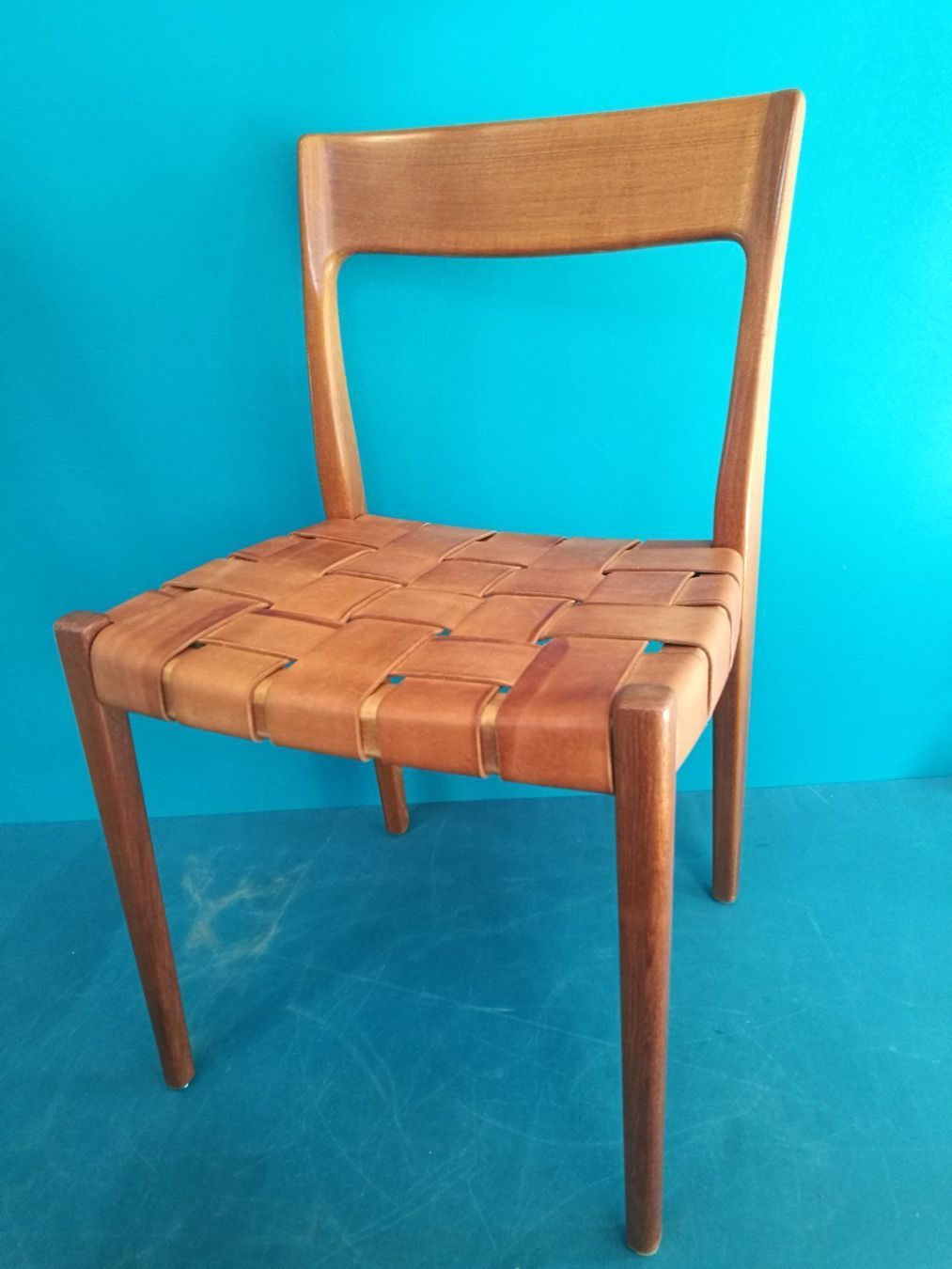 Sedie: Dänischer/Schwedischer Teak Stuhl – Usato da Münchenstein venduto da Polsteratelier.Nobs