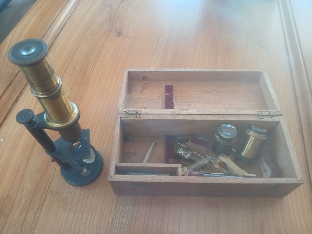 Ancien Jouet Microscope 2000 Etudiant Ceji En Boite