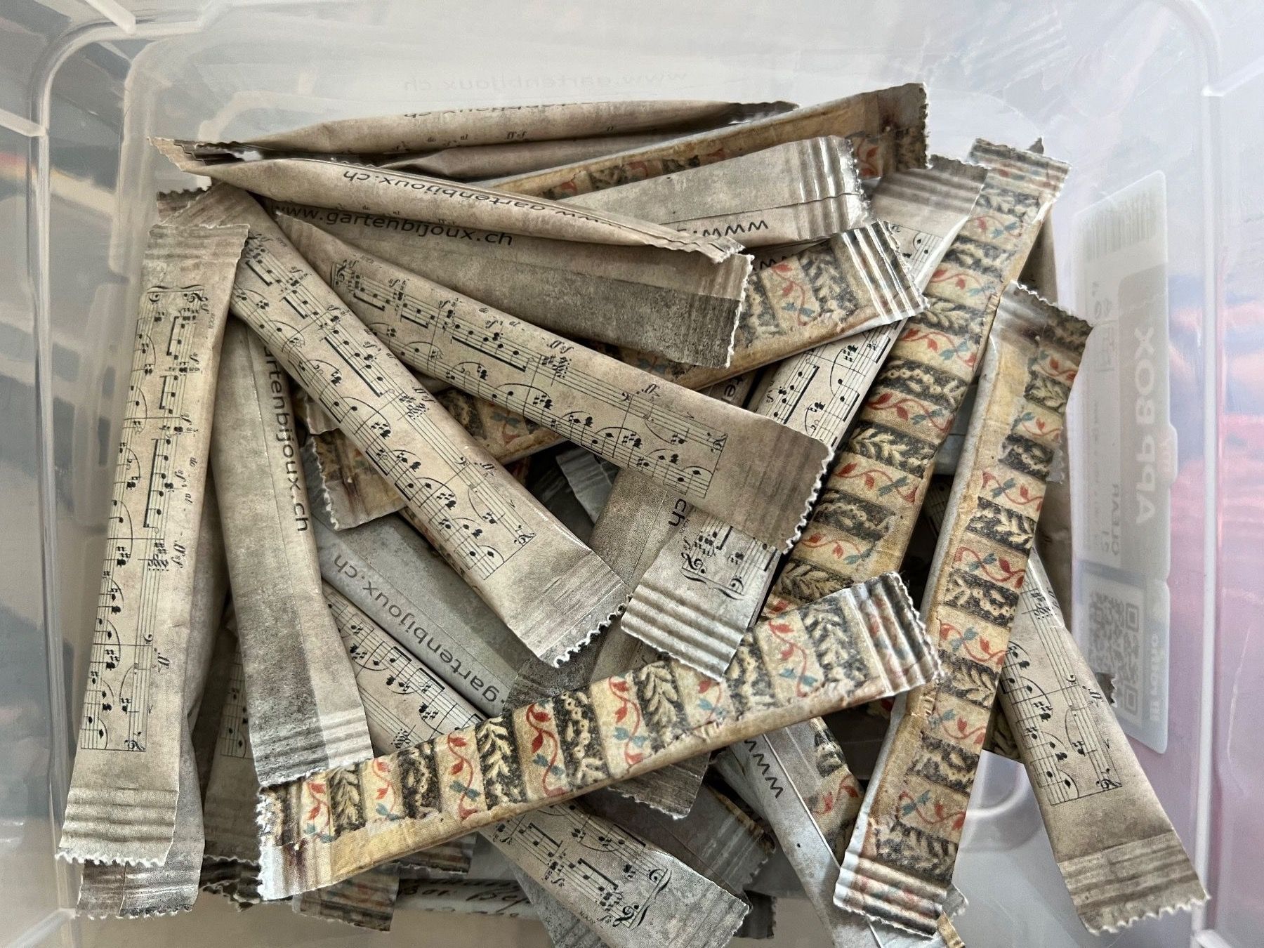 Cibi & Specialità: 10 Zuckerportion als süsses Mitbringsel – Nuovo e nell'imballaggio originale da Thun venduto da SabineMyriel 1
