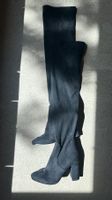 Schwarze Overknee Stiefel in Wildleder Optik, Grösse 40
