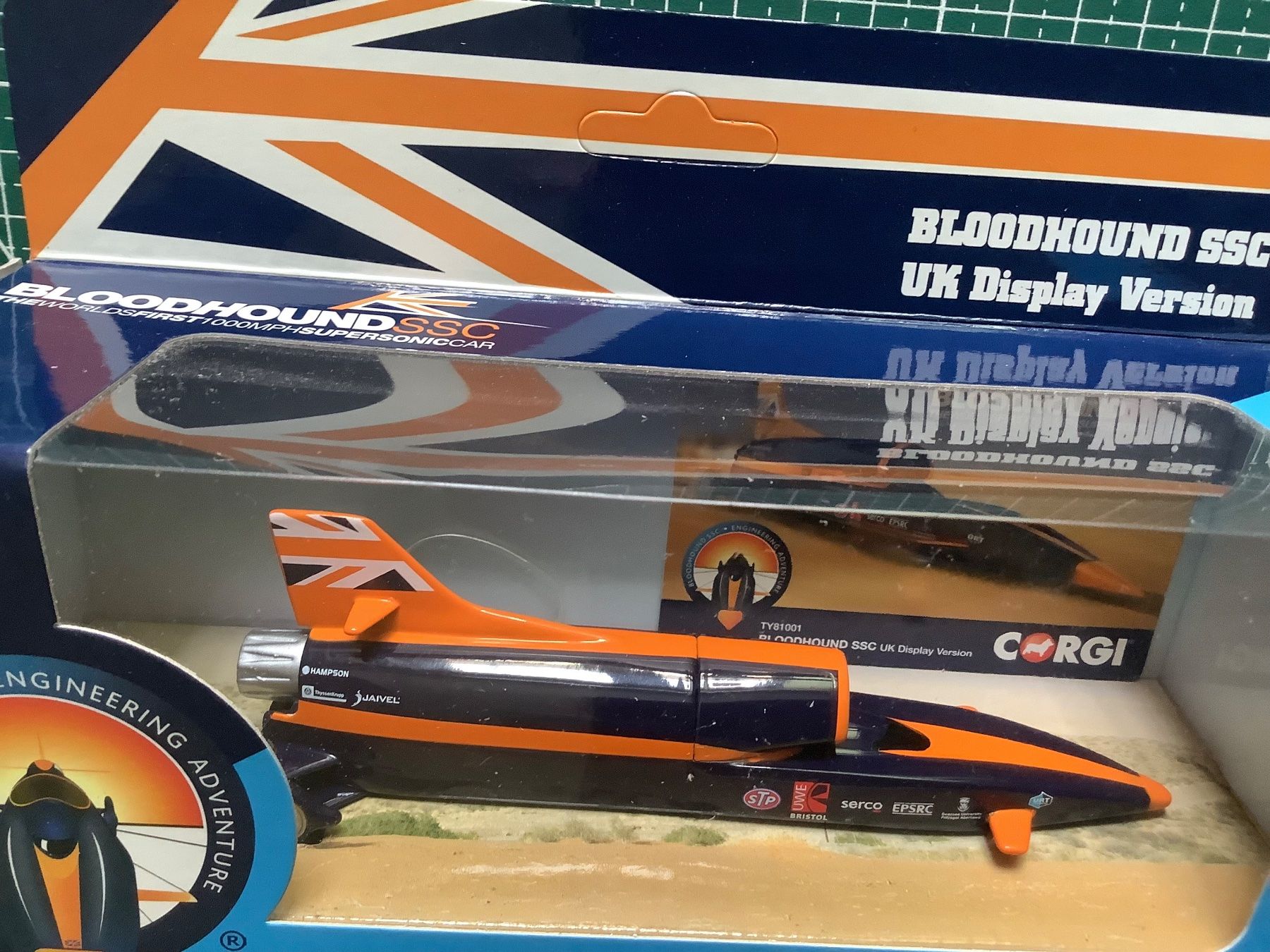 Corgi Toys Modellini d'auto: Corgi Bloodhound SSC Display Version Modelle- Neu – Nuovo e nell'imballaggio originale da Basel venduto da Imack 1