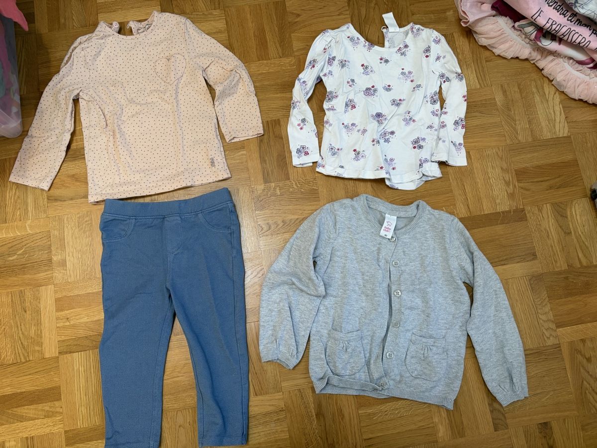Lotti & Set di vestiti: Lot de vêtements – Usato da Vuarrens venduto da mja_jk7b 1