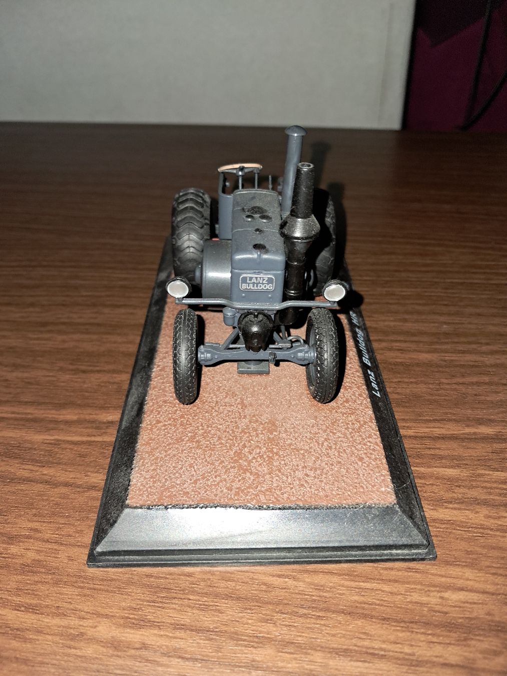 Modellbausätze & Standmodelle: LANZ BULLDOG HR7  -  1938 – Neu und originalverpackt aus Le locle von juliensaran 3
