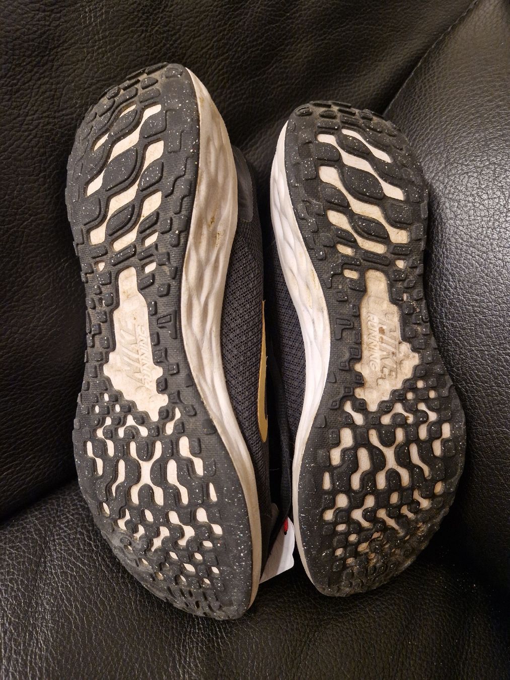 Herrenschuhe: Nike pointure 36.5 – Gebraucht aus Penthaz von Sosotroc 1