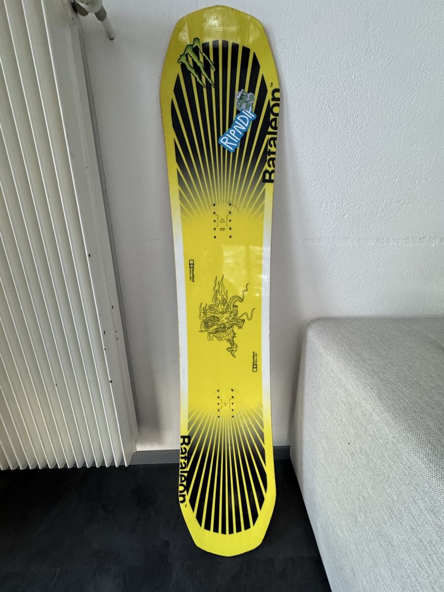 Board: Bataleon Stuntwood 140w – Usato da Fribourg venduto da Jayaeby