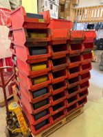 54 Stk grosse Sortierboxen Lagerkosten und 90 stk. kleine