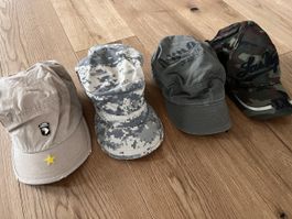 4er Set Militärstil Kappen, Caps, Schirmmütze, Top Zustand