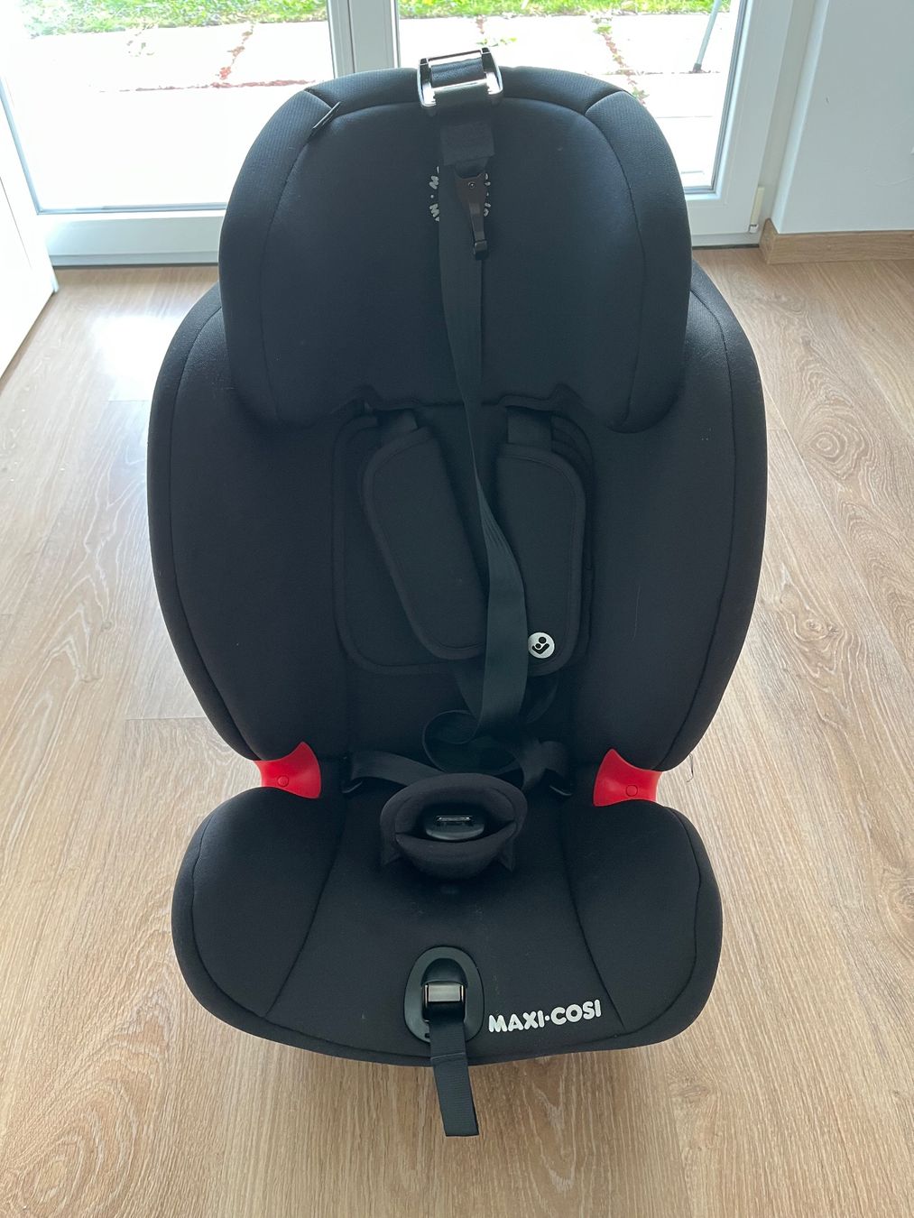 Maxi-Cosi Seggiolini per auto: Maxi Cosi Titan – Usato da Ramlinsburg venduto da siemi