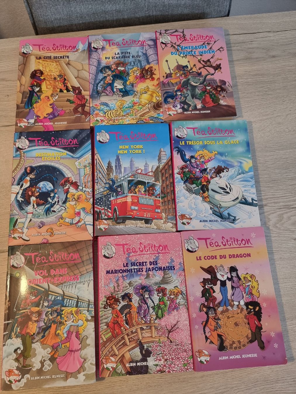 Libri: Lot de livres "Tea Stilton " – Usato da st-Léonard venduto da Pegaze0 1