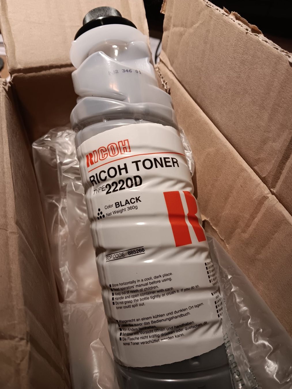 Ricoh Cartucce per stampanti & toner: Ricoh Toner 2220D Black, Drucker - Patrone – Nuovo (secondo la descrizione) da Altdorf UR venduto da Schelby2
