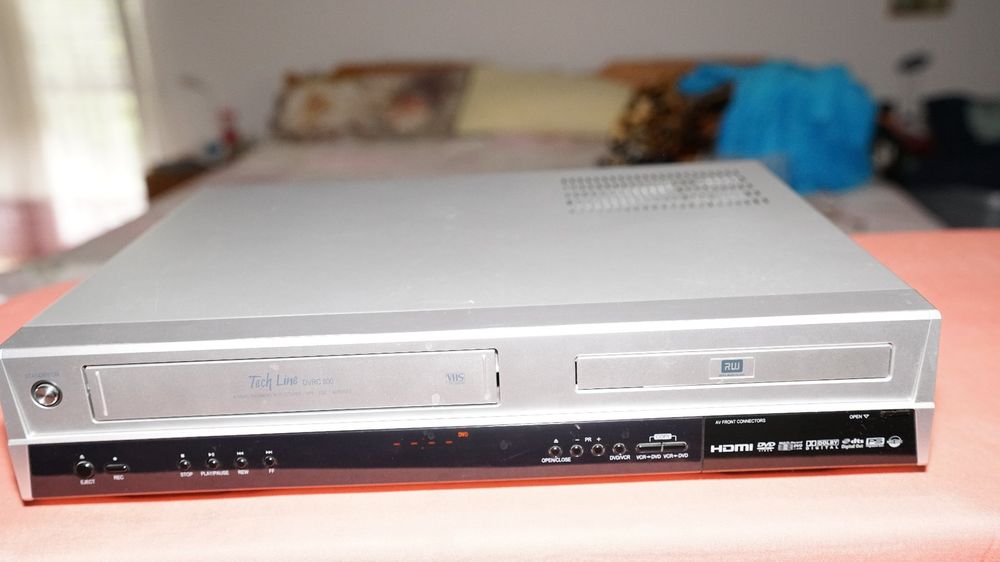 Techline DVRC 800 -DVD / VHS Recorder (Gebraucht) in Kollbrunn für CHF ...