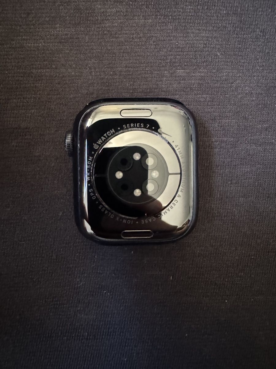 Apple Smartwatch: Apple Watch Series 7 41mm Schwarz – D'occasion à Oberuzwil par Webluk17 1