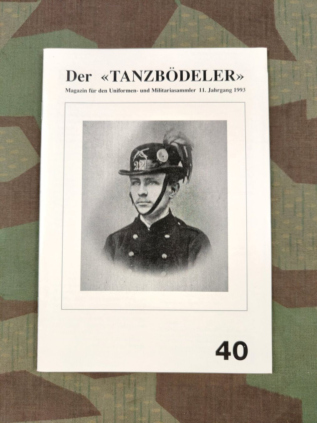 Schweizer Armee Uniformi: Der «TANZBÖDELER» Nr. 40 – Usato da Bauma venduto da SwissMilitaria