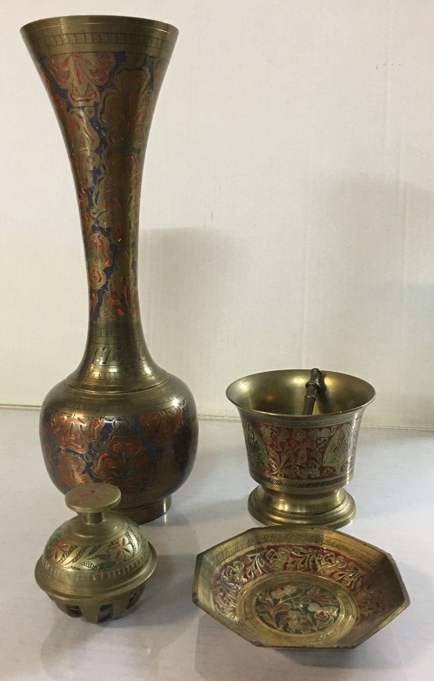 Vasi & Recipienti: Alte Messing Set – Usato da Oftringen venduto da Vucki