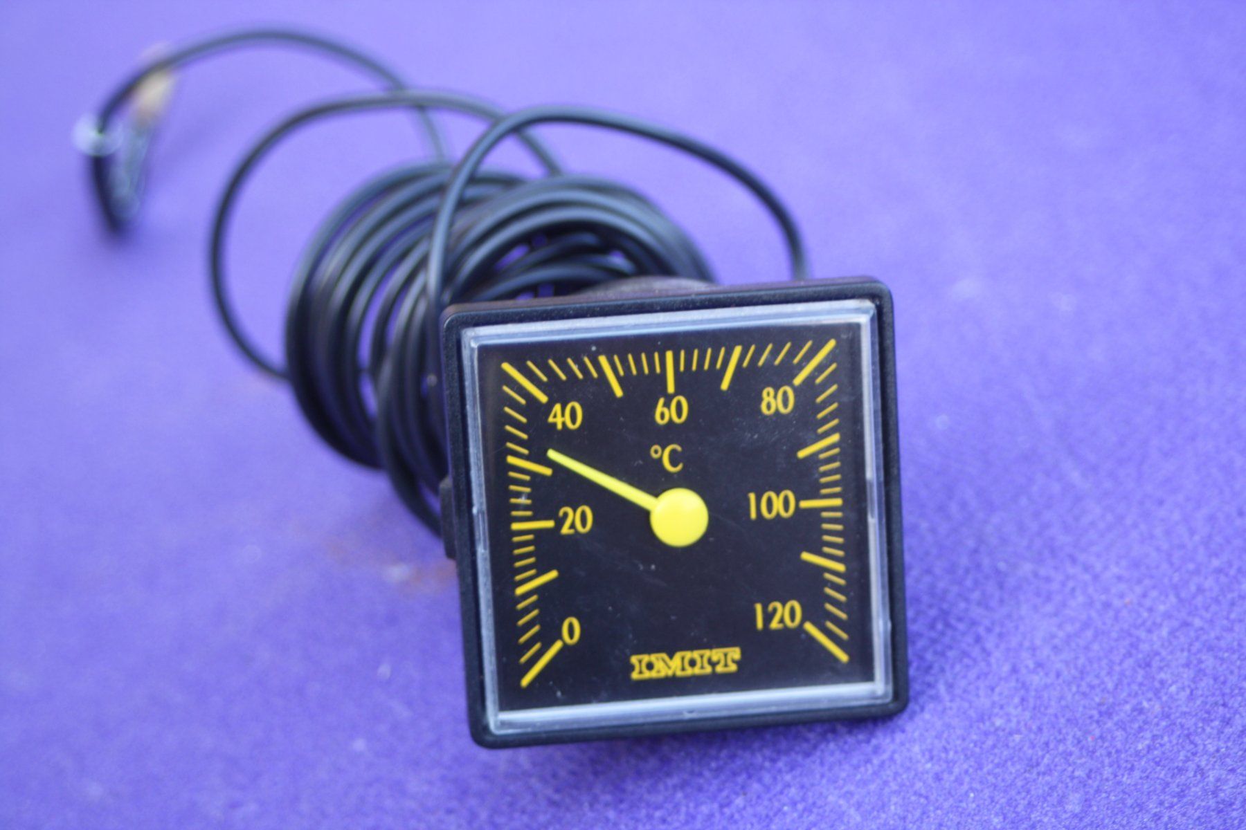 Sonstiges für Haushalt & Wohnen: THERMOMETER MIT FERNFÜHLER – Gebraucht aus Wauwil von Pneuedy 2