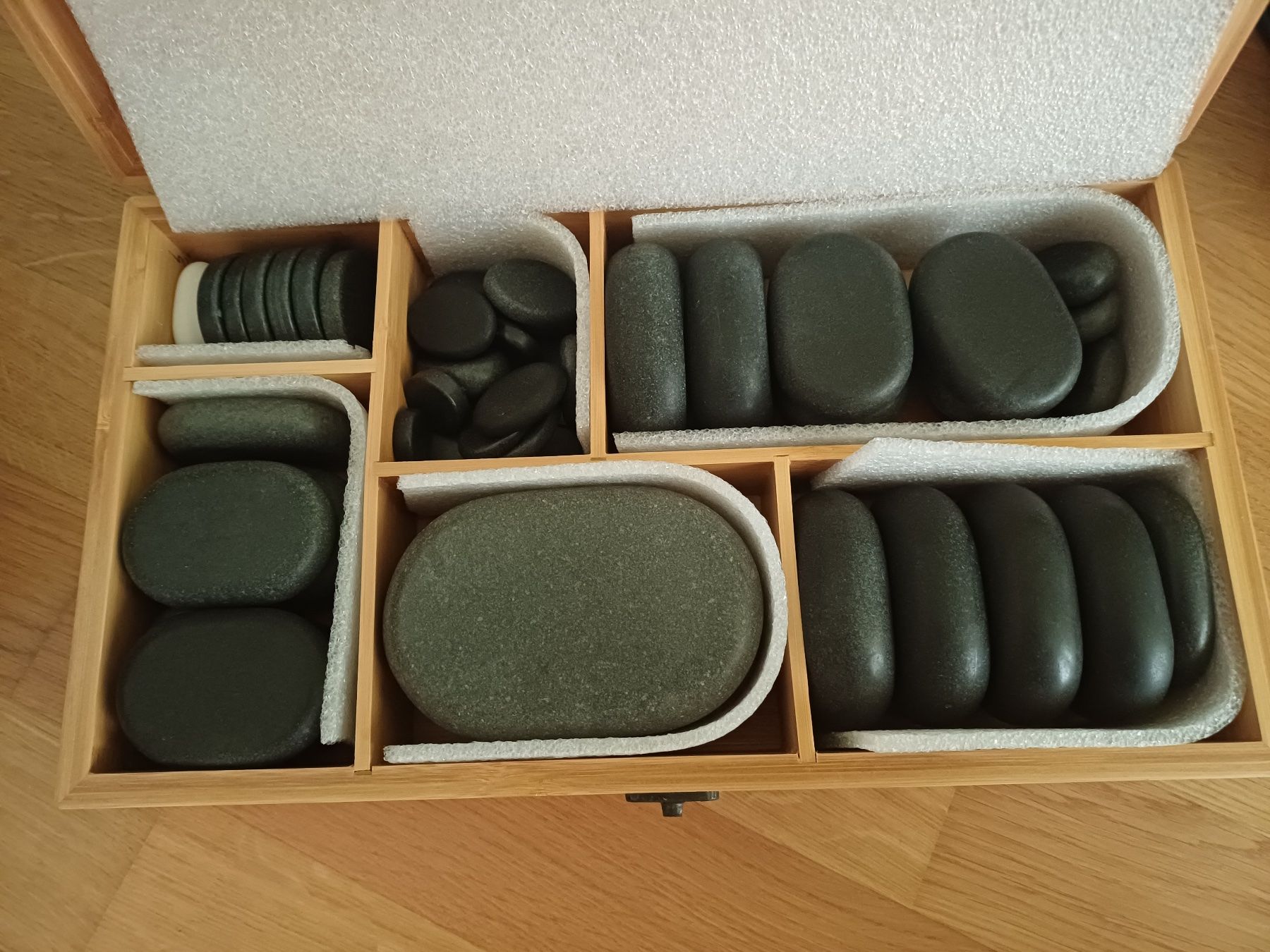 Massagegeräte: Massage Steinheizer 6 Quart mit Steine Set neuwertig – Neu (gemäss Beschreibung) aus Ibach von Rfkki_1982 2