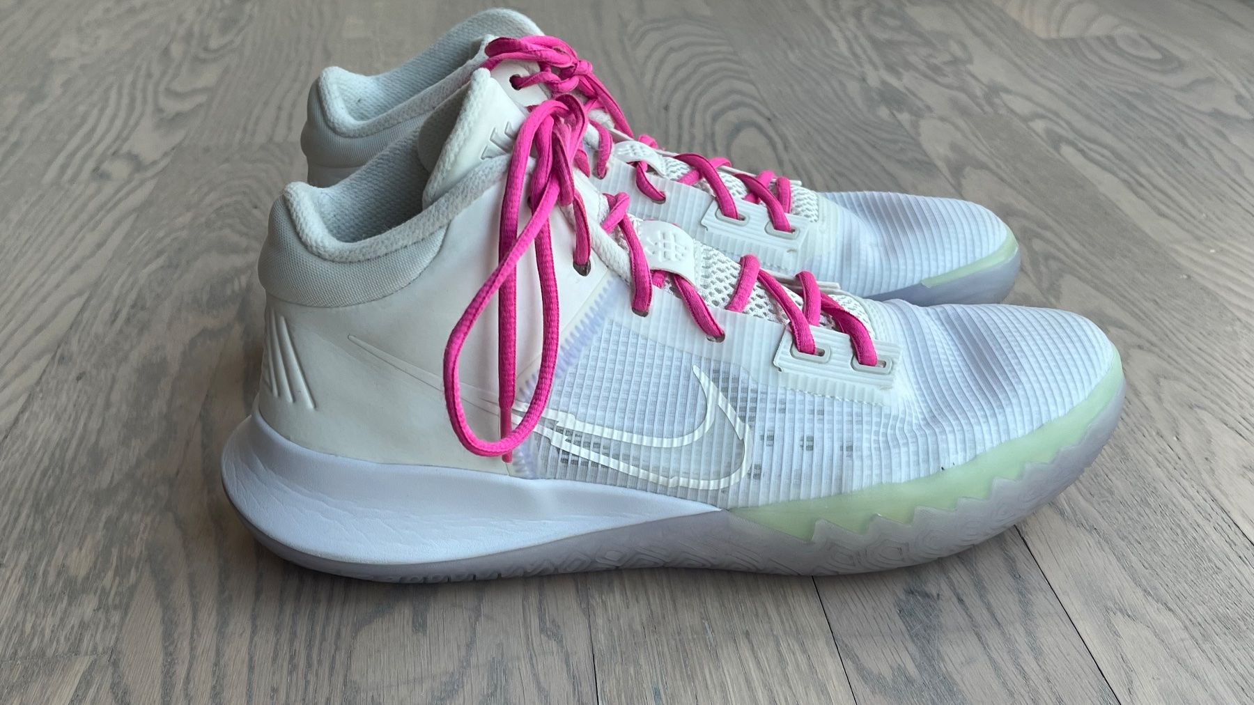 Nike Scarpe da donna: Hallenturnschuhe Nike – Usato da Oberuzwil venduto da Kuchli 1