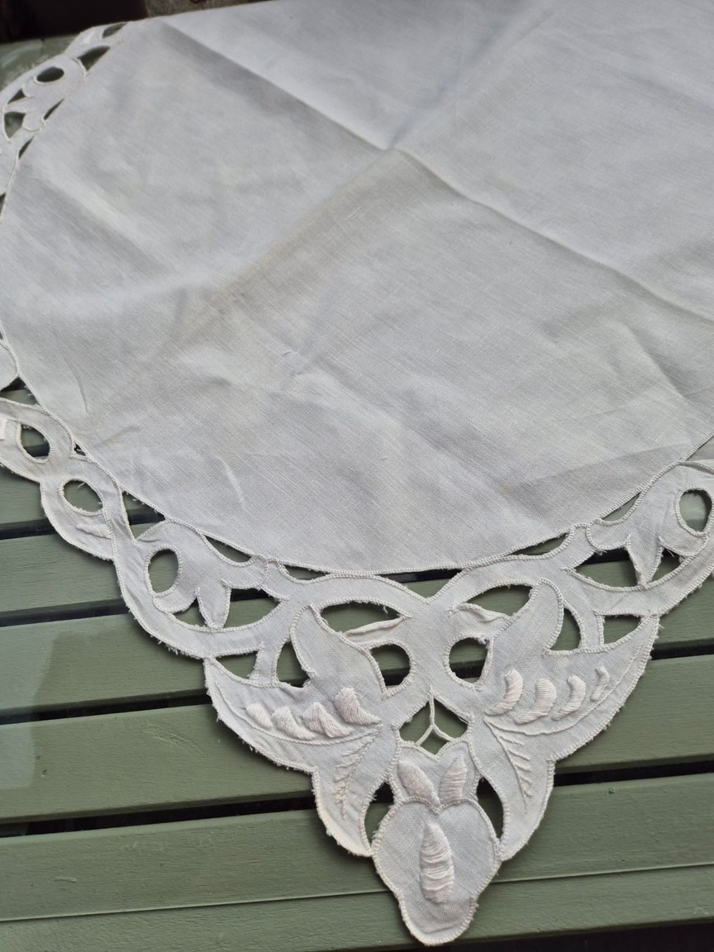 Sonstige Tischwäsche: Wunderschöner Deckeli, Handarbeit, Spitze, Vintage – Neu (gemäss Beschreibung) aus Bern von aronari