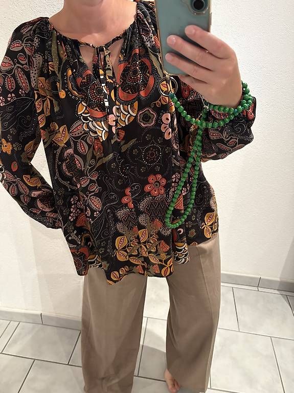 Blusen: Missoni Seidenbluse Grösse M – Gebraucht aus Unterägeri von mar_96hk 2