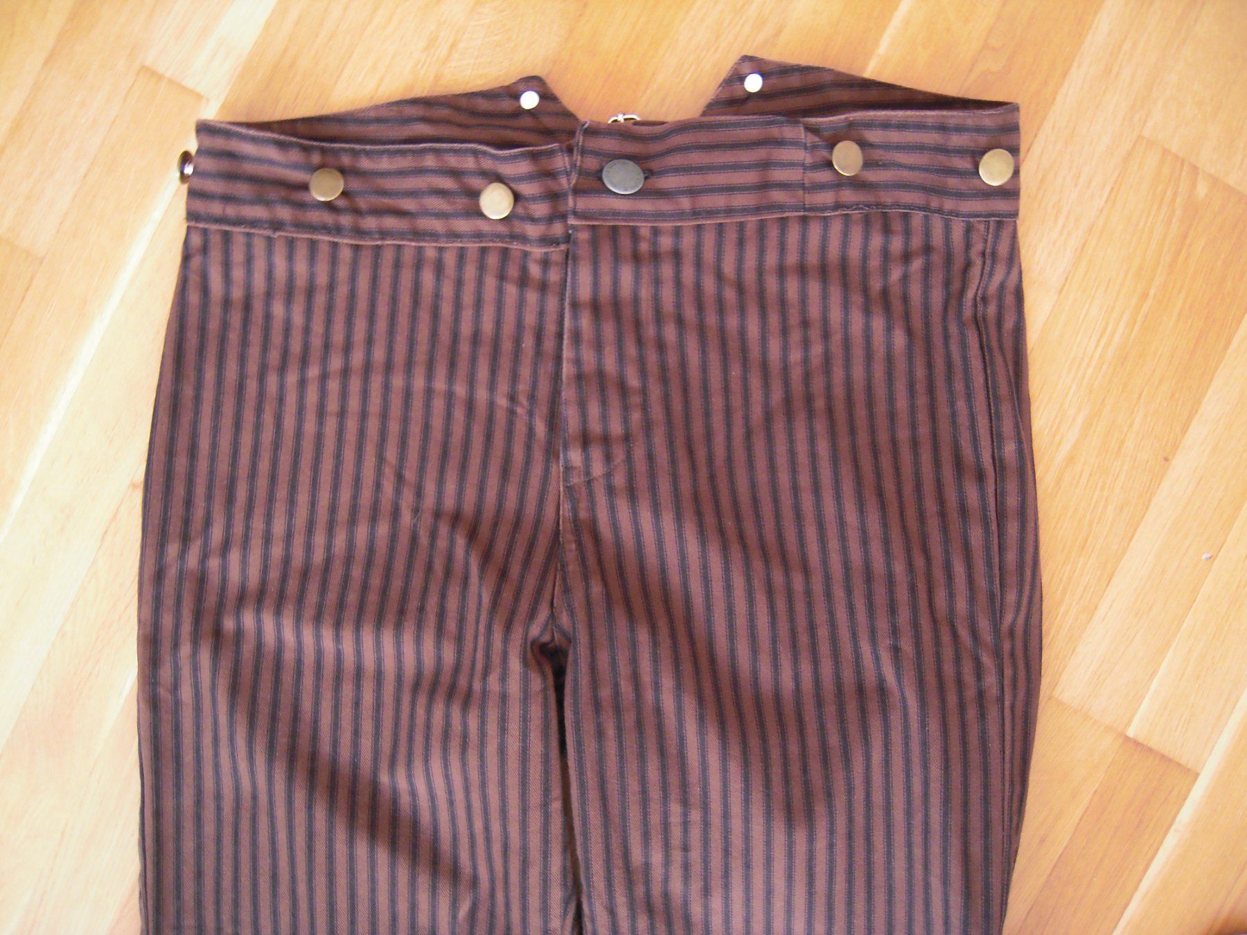 Pantaloni: Schöne, coole Steampunk Hose Damen Gr 36 – Usato da Uzwil venduto da visions77 2