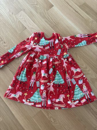 Kinderkleid rot Weihnachtsmotiv Große 98 sehr gut