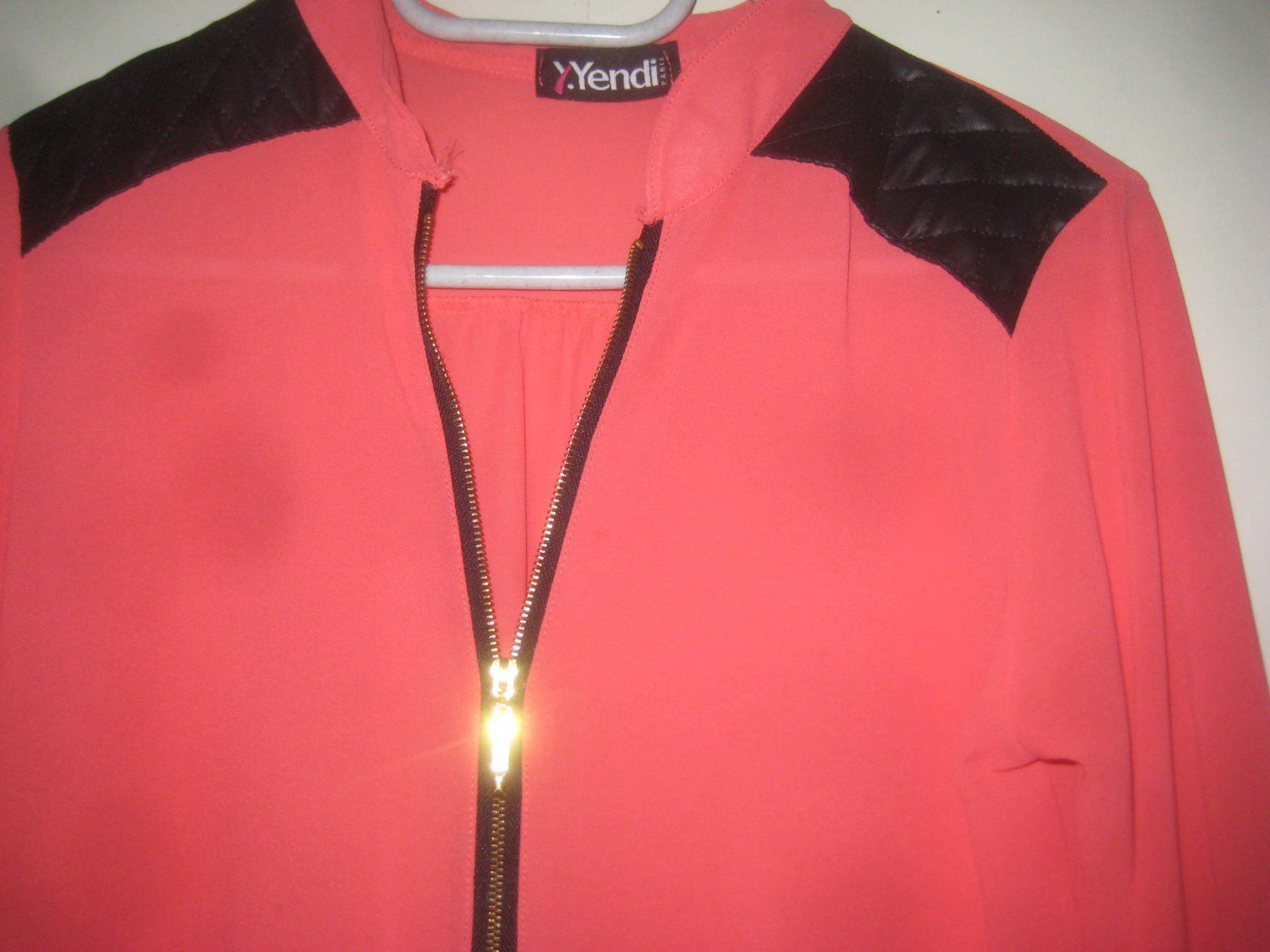 Camicette: DAMEN  BLUSE  MIT  TOP – Usato da Uster venduto da flocke1 2