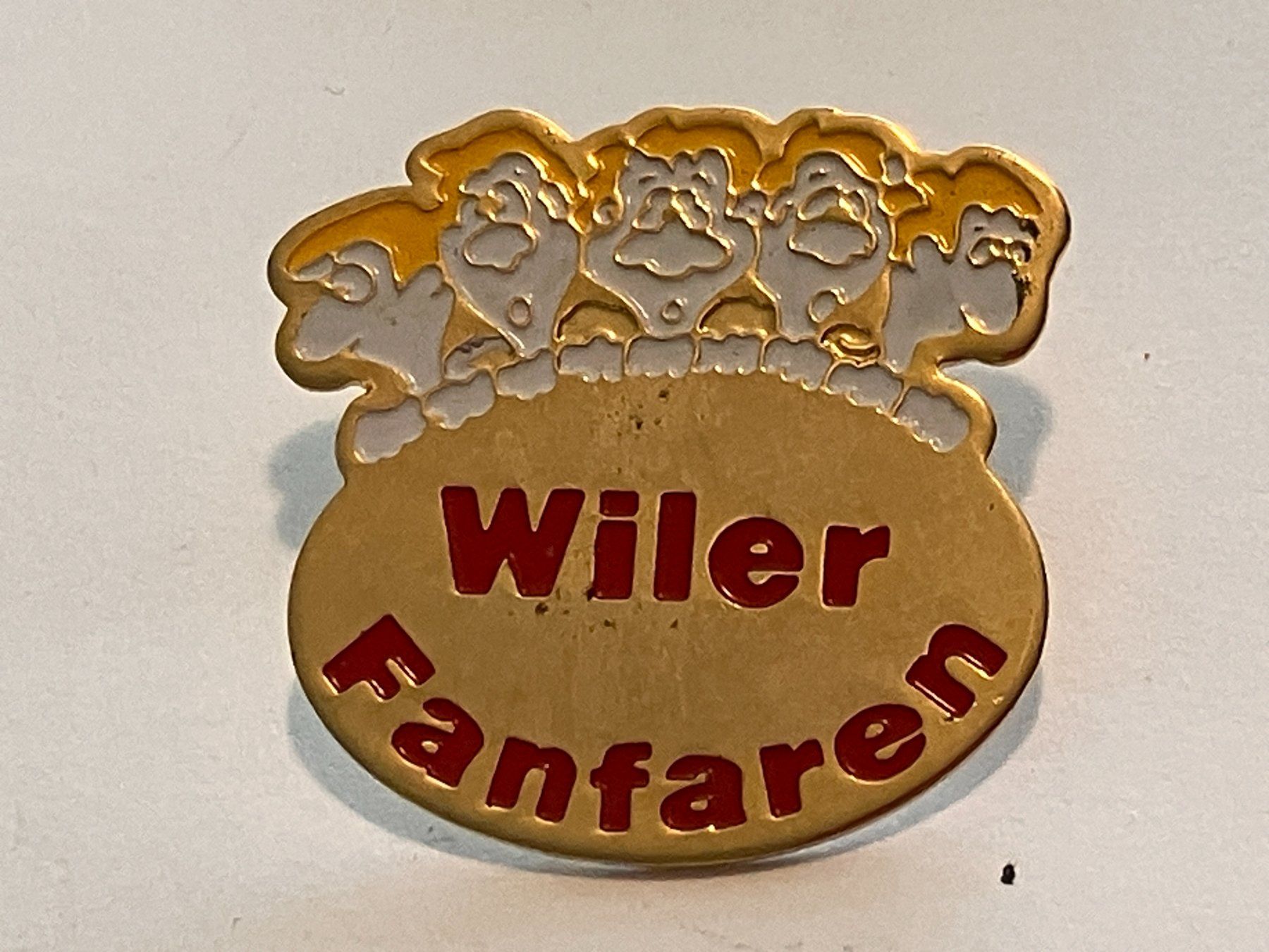 Placchette & Badge: 1 Pin Wiler Fanfaren – Usato da Basel venduto da djwwpp