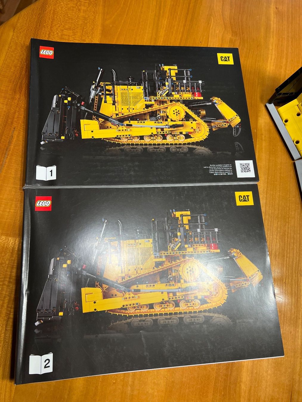 Lego Giocattoli: Lego technic App gesteuerter Cat D11 Bulldozer Nr: 42131 – Usato da Thalwil venduto da andrebrem 5