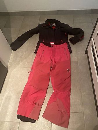 Pantalon de ski haglöfs S et veste roxy 38/40