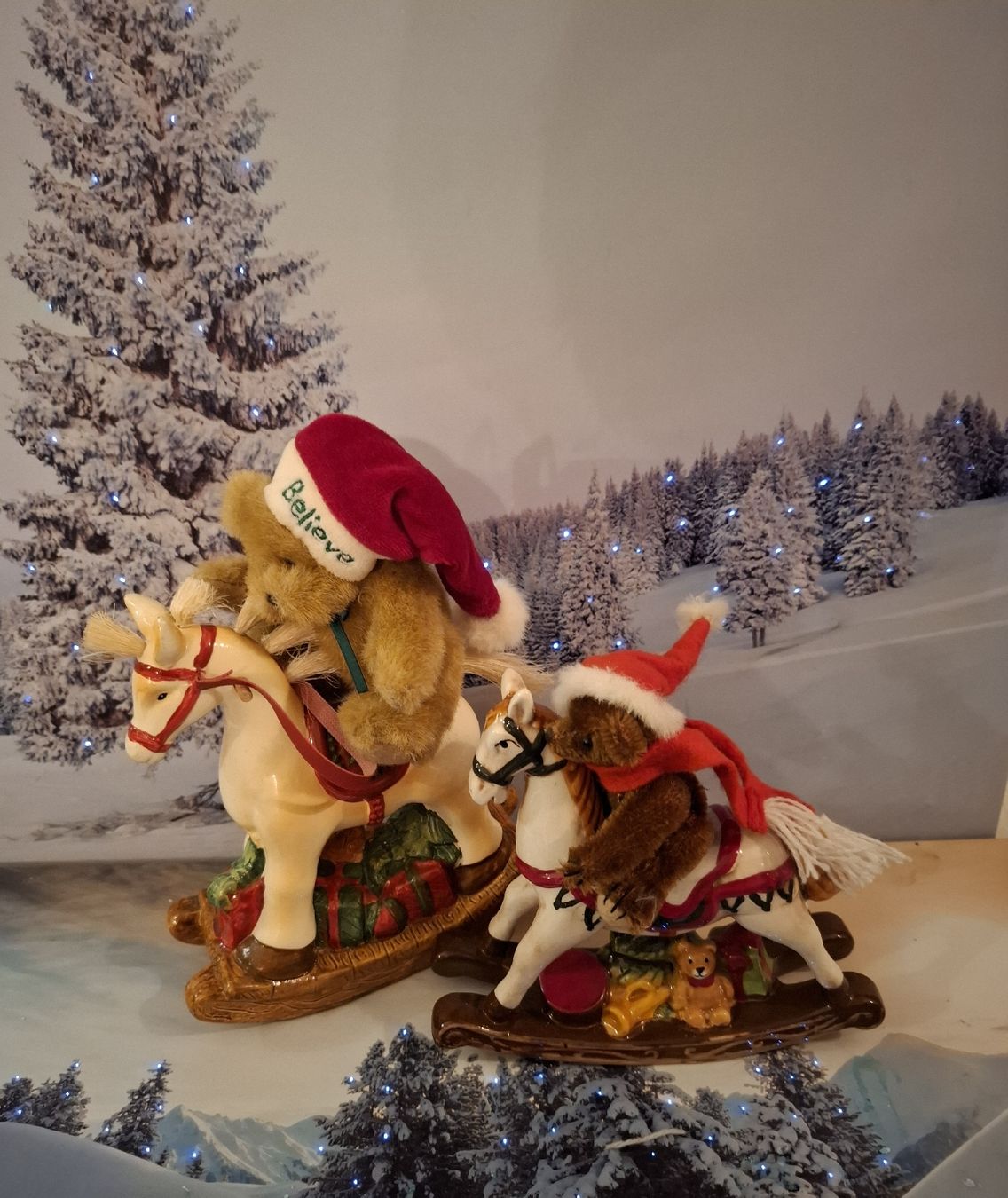 Tutte le decorazioni: 2 PFERDCHEN MIT BÄRCHEN HERMANN UND BOYDS – Nuovo (secondo la descrizione) da Gretzenbach venduto da schibaya