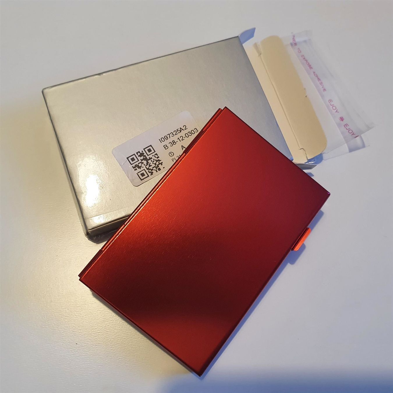 Schede di memoria: Boîtier de rangement MicroSD / SD Cartes – Nuovo (secondo la descrizione) da Yverdon-les-Bains venduto da rogi80 1