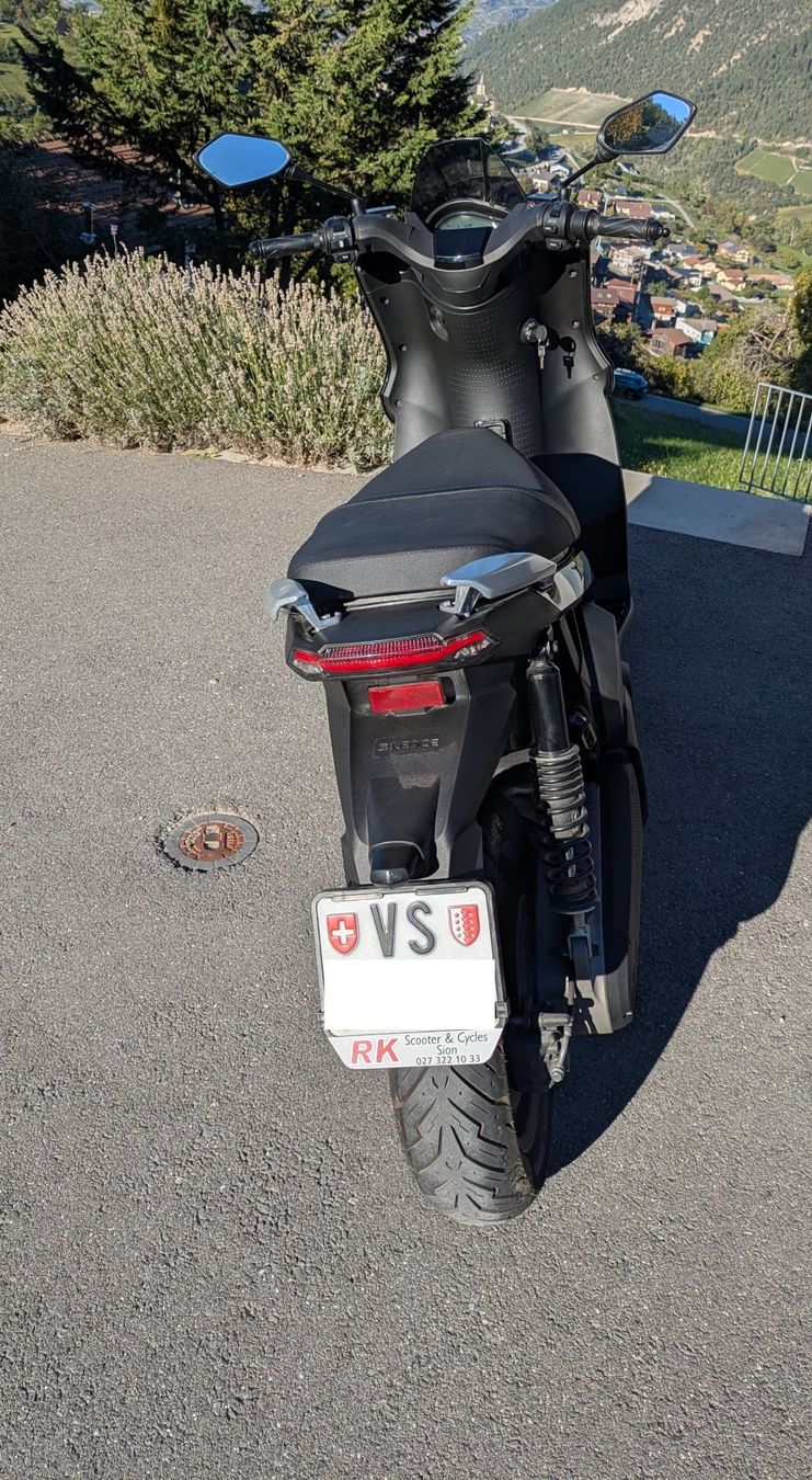 Scooter électrique Silence S01, 2022, équivalent 125 cm³ (Gebraucht) in ...