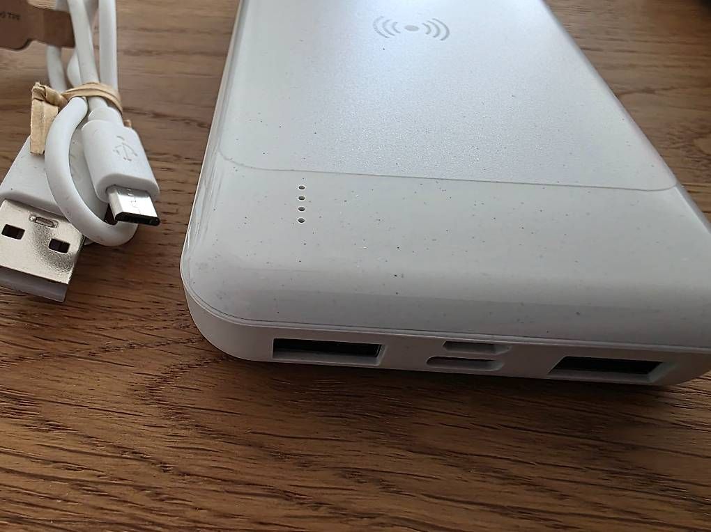 Caricabatterie: Powerbank  – Usato da Urtenen-Schönbühl venduto da sandrabern01 2