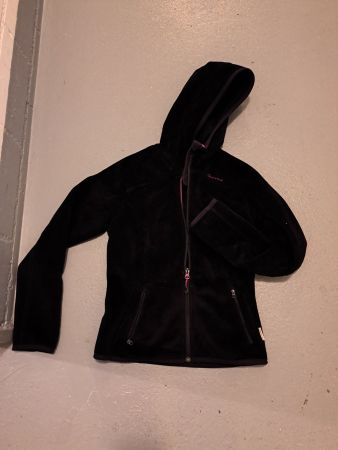 Übergangs Jacke zu verkaufen.Ganz flauschig und warm.