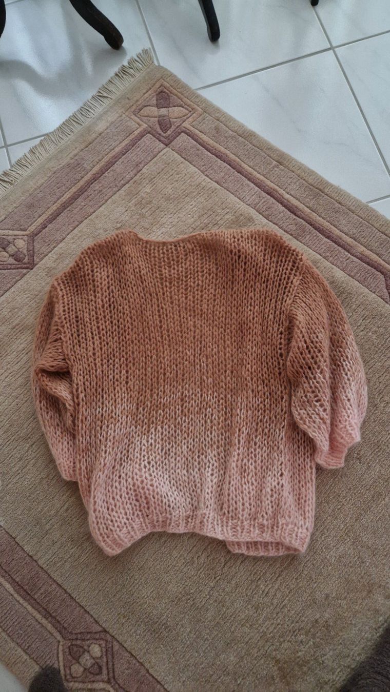 Vestes: Grobstrickjacke altrosa/rosa – D'occasion à Rütihof par Teddy1985 2