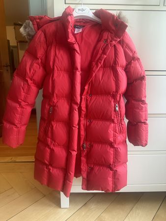 Roter Daunenmantel für Mädchen