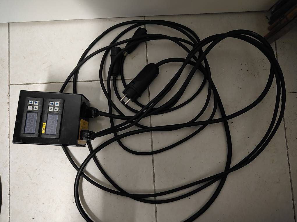 Radiatori: Capit Leo 2 Steuermodule Steuergerät – Usato da Mettmenstetten venduto da fez_2c5b 3