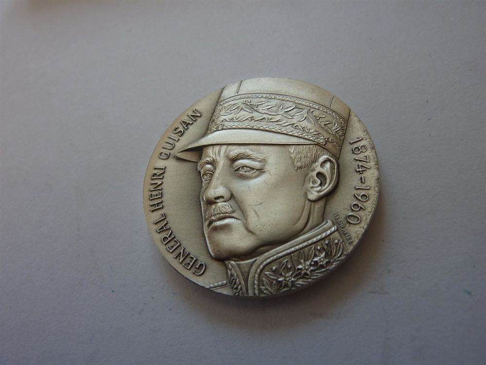Antique WW2 Swiss French General Henri Guisan Silver Plated Huguenin Medal rare