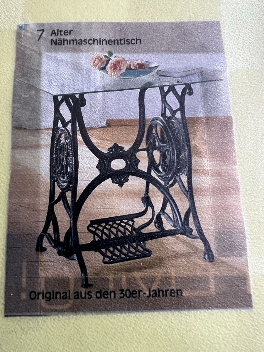 Tische: Antiker Nähmaschienen Tisch – Gebraucht aus Kloten von hug_q76n