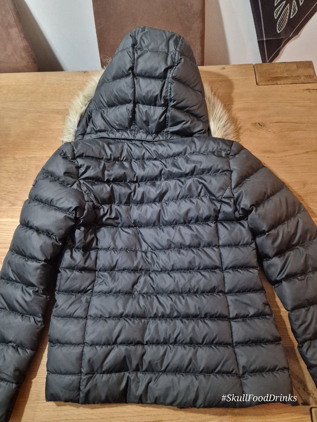 Tommy Hilfiger Giacche: Tommy Jeans Jacke – Usato da Aeugstertal venduto da Salentino_Fuso 3
