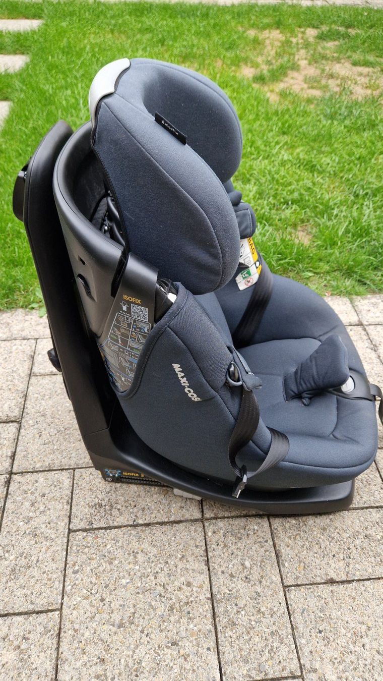 Maxi-Cosi Seggiolini per auto: Maxi-Cosi AxissFix Authentic Graphite – Usato da Aathal-Seegräben venduto da Jago1984ZH 1
