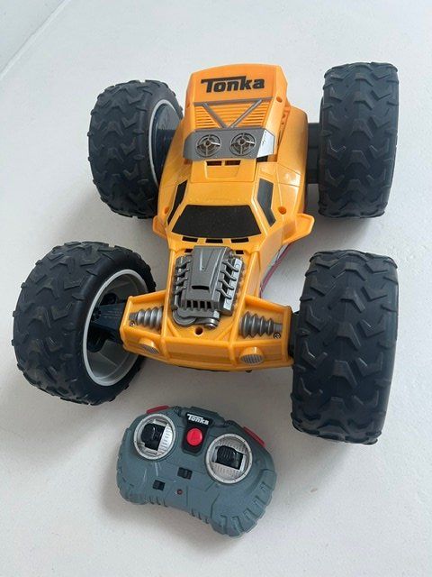 Tonka Spielzeuge: Tonka XT Ricochet Stunt Pro – Gebraucht aus Wettingen von Muda33