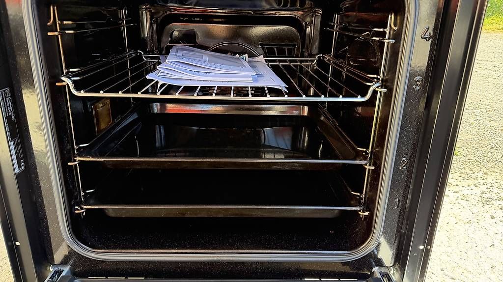 V-Zug Backöfen: V-Zug Backofen Combair V600 – Gebraucht aus Künten von buli76 2