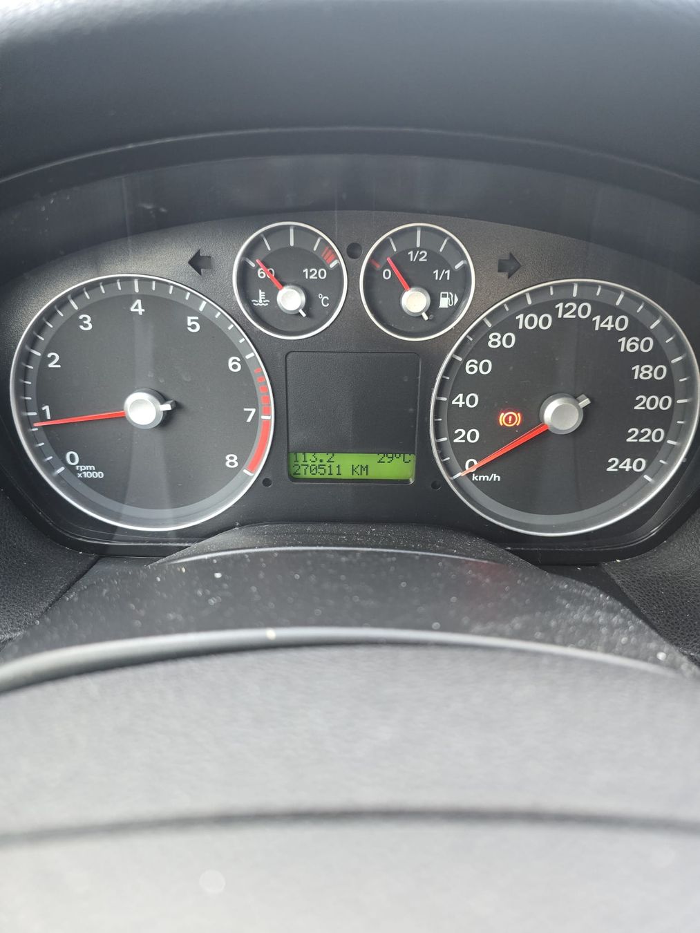Ford Automobili: Ford Focus 1.6 16V – Difettoso da Netstal venduto da AutozoneGL 4