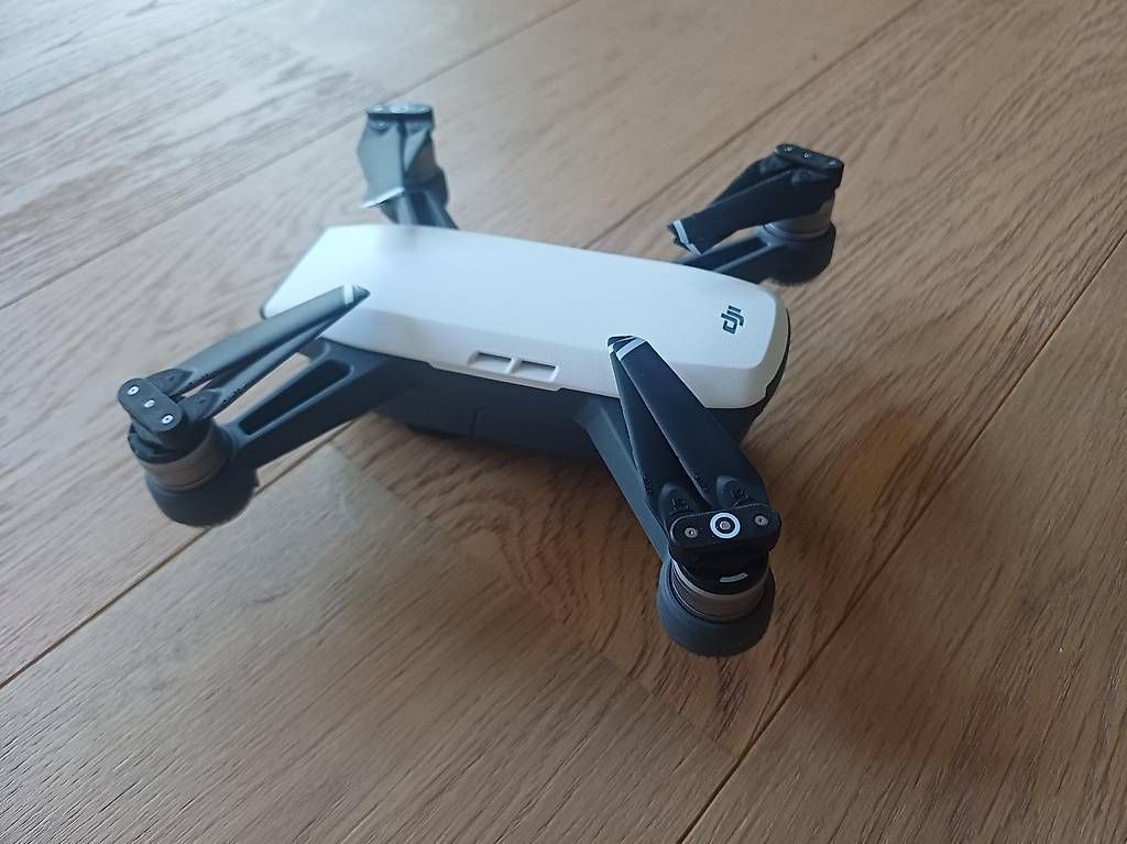 DJI Modellismo RC: DJI Spark Fly More Combo – Usato da Rickenbach b. Wil venduto da Toptrading 2