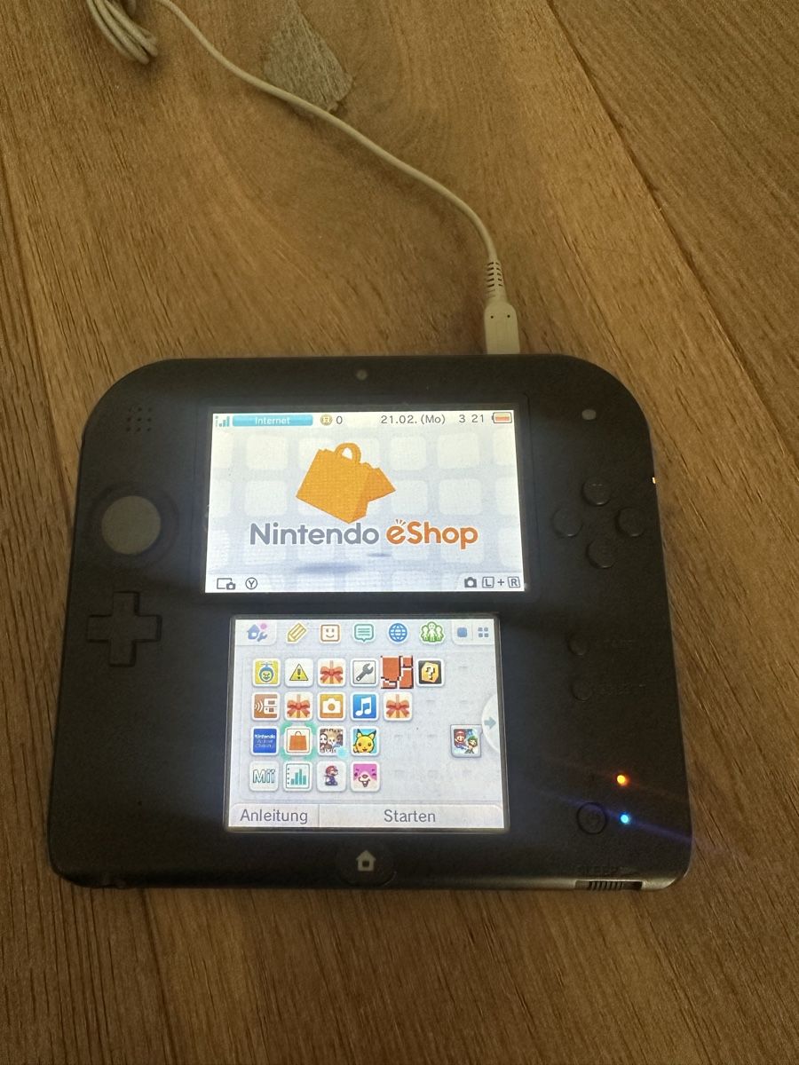 Nintendo Konsolen: Nintendo 2 DS  Konsole + Spiel – Gebraucht aus Altendorf von Quietwater