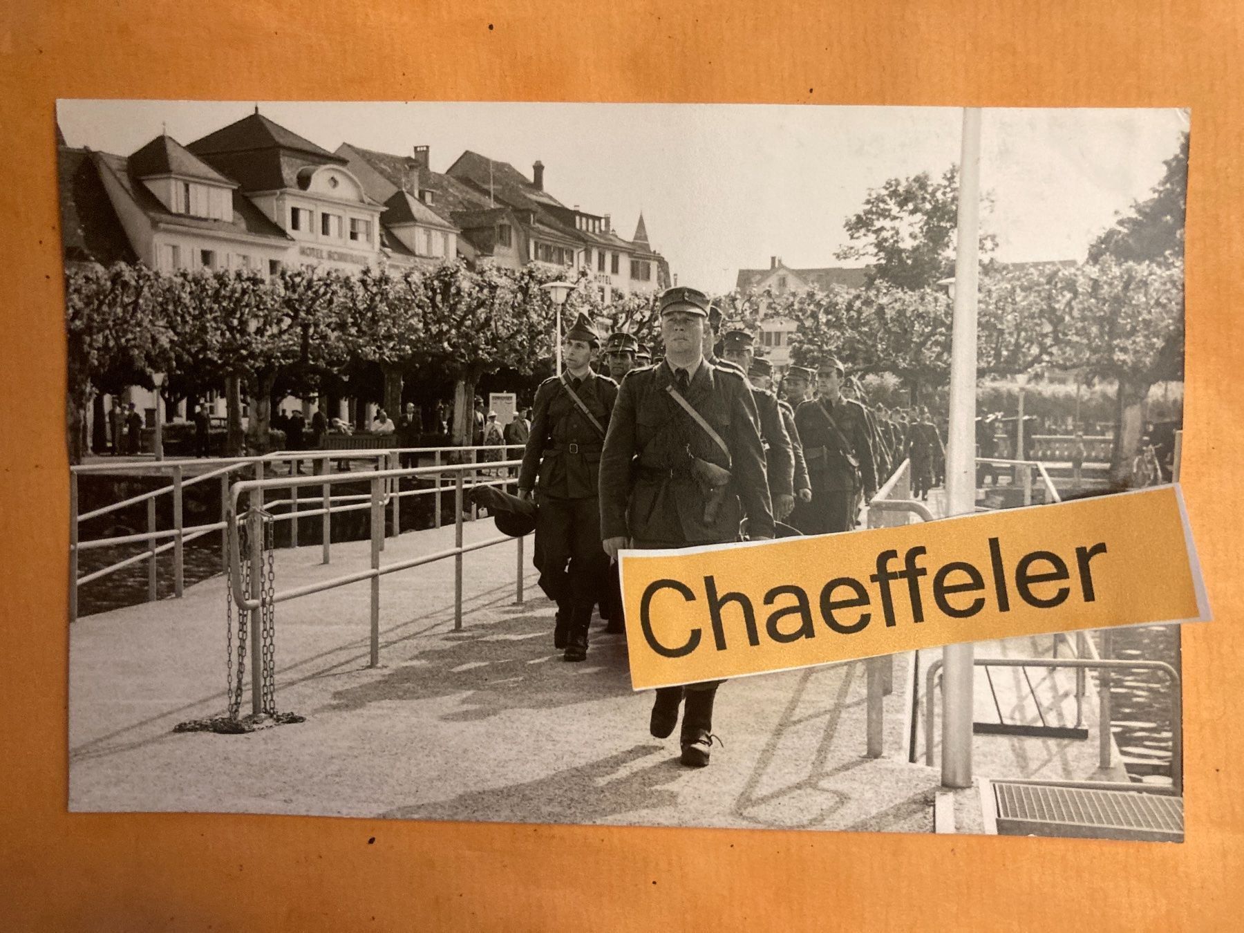 Cartoline postali: Ansichtskarte mit Soldaten – Usato da Zürich venduto da Chaeffeler