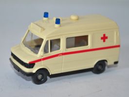 Wiking Kleinbus Mercedes (BHU010)