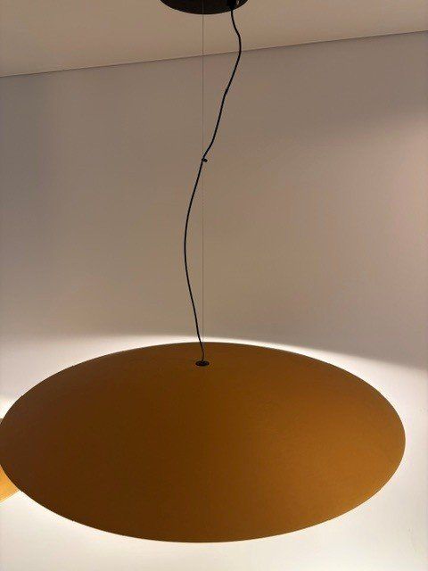 Marset Lampade: Marset Ginger 60 Pendelleuchte Messing – Usato da Rothenburg venduto da Lampenoutlet 1