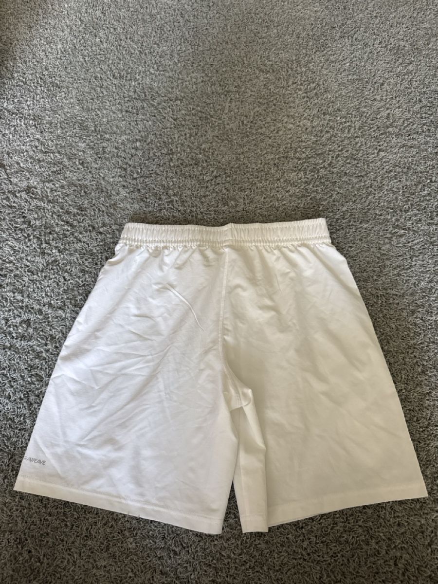 Puma Pantaloni: Puma Guinea Short Gr. M Neuwertig – Nuovo e nell'imballaggio originale da Kloten venduto da eaefm10 2